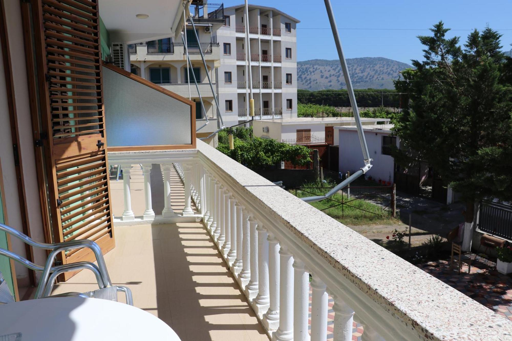 Apartment Celaj Velipojë Екстериор снимка