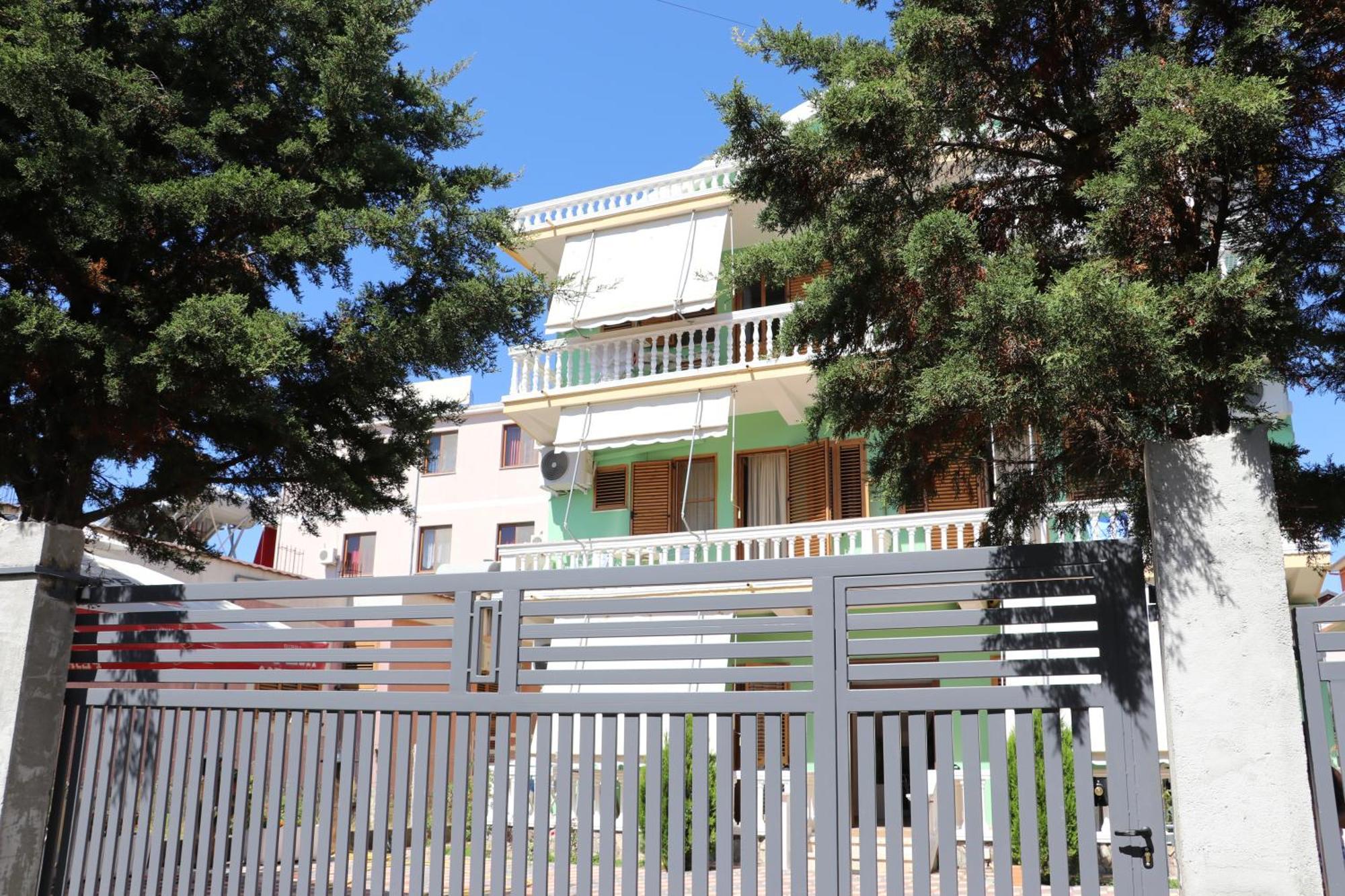 Apartment Celaj Velipojë Екстериор снимка