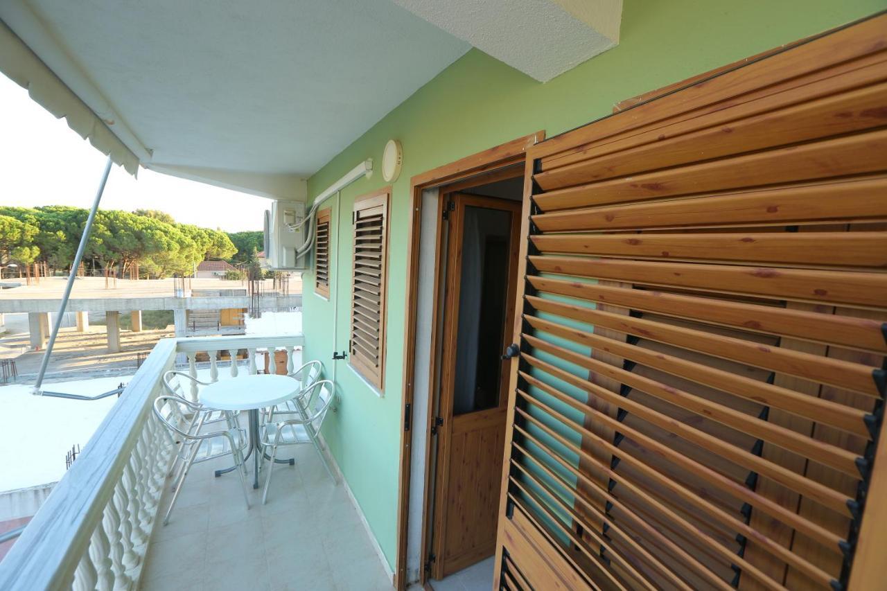 Apartment Celaj Velipojë Екстериор снимка
